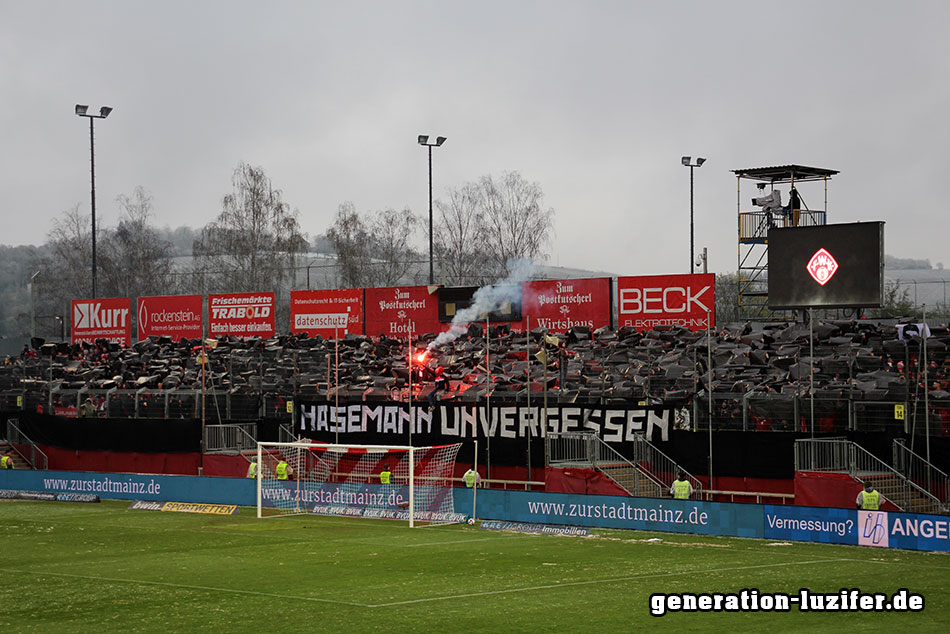 Würzburger Kickers - 1.FCK