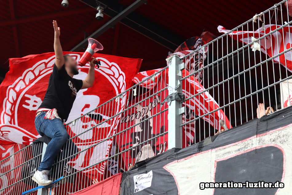 Regensburg - 1. FCK Foto 06