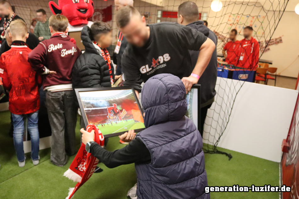 1. FCK - SC Paderborn Foto 01