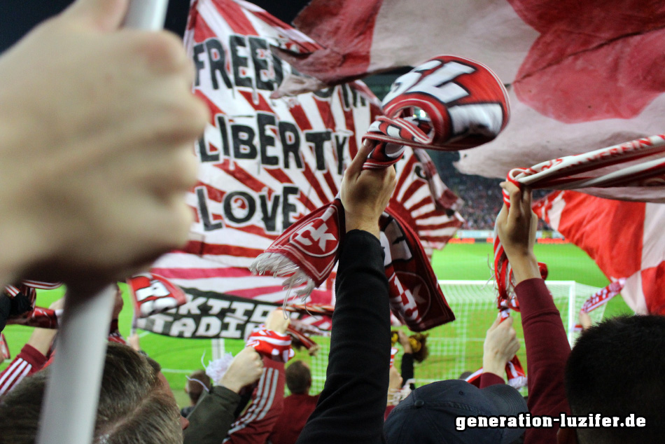 1. FCK - SC Paderborn Foto 07