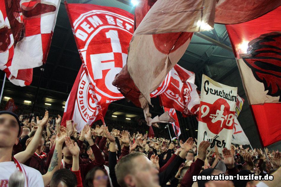 1. FCK - SC Paderborn Foto 09