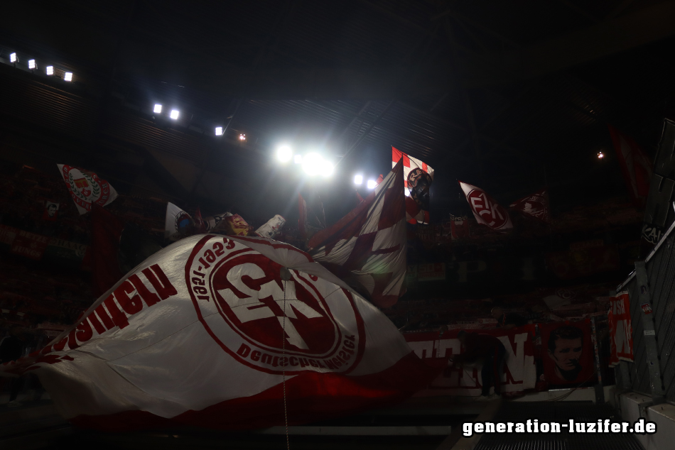 Fortuna Düsseldorf - 1. FCK Foto 03