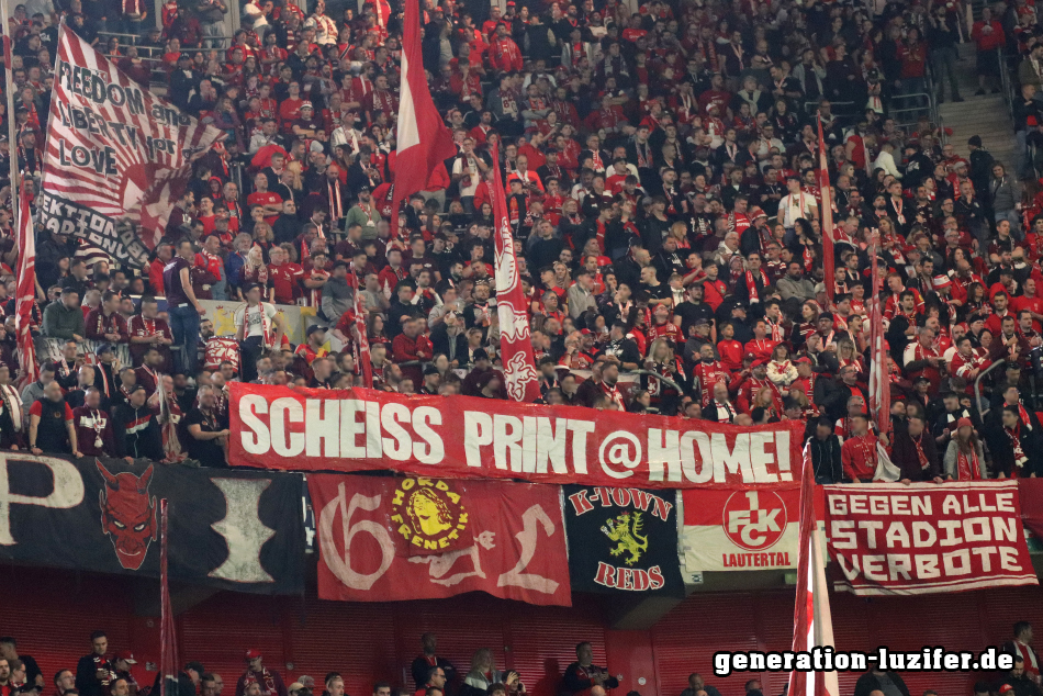 Fortuna Düsseldorf - 1. FCK Foto 06