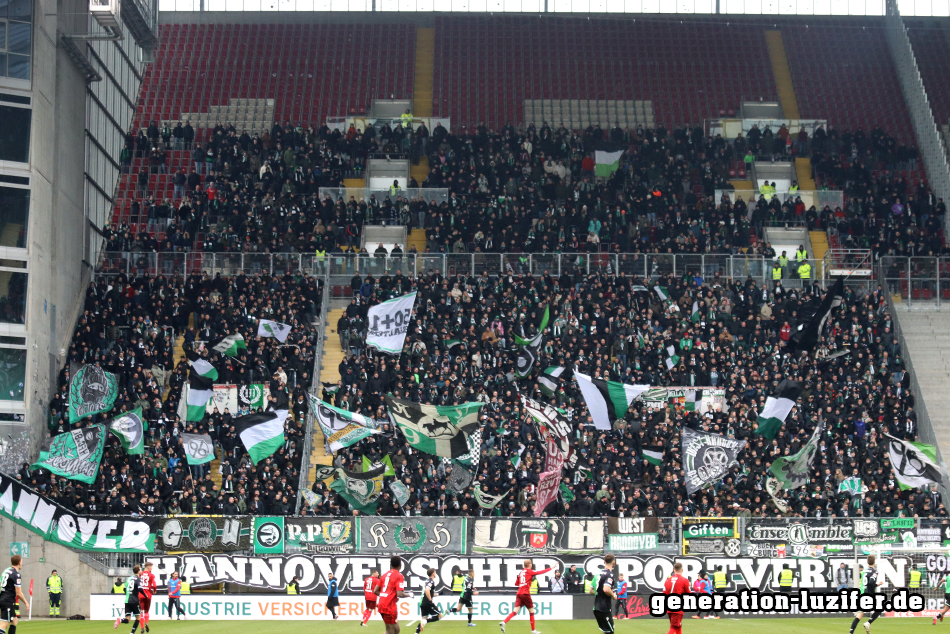 1. FCK - Hannover 96 Foto 18