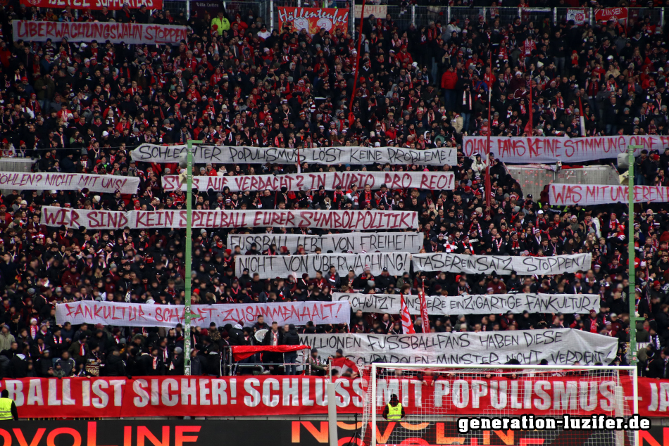 1. FCK - Holstein Kiel 12