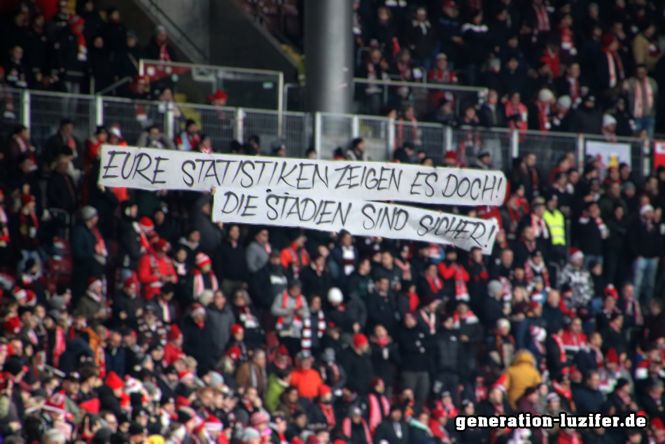 1. FCK - Holstein Kiel 15