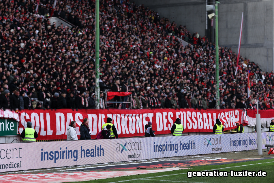 1. FCK - Holstein Kiel 17