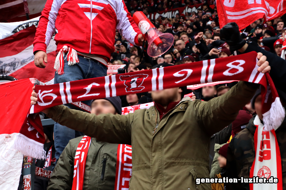 1. FCK - Holstein Kiel 32
