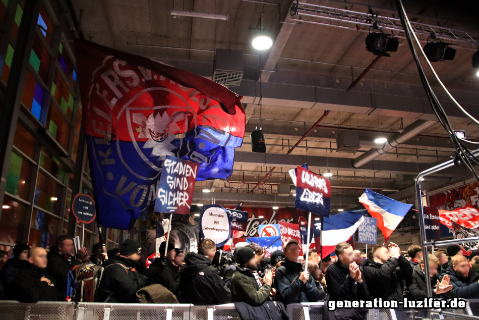 1. FCK - Holstein Kiel 42