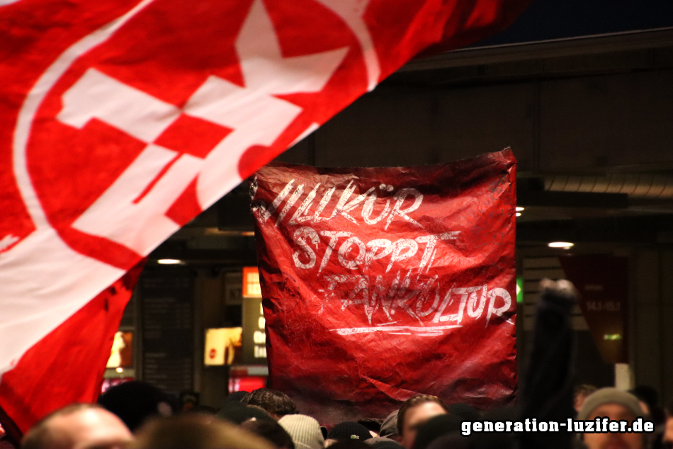 1. FCK - Holstein Kiel 43