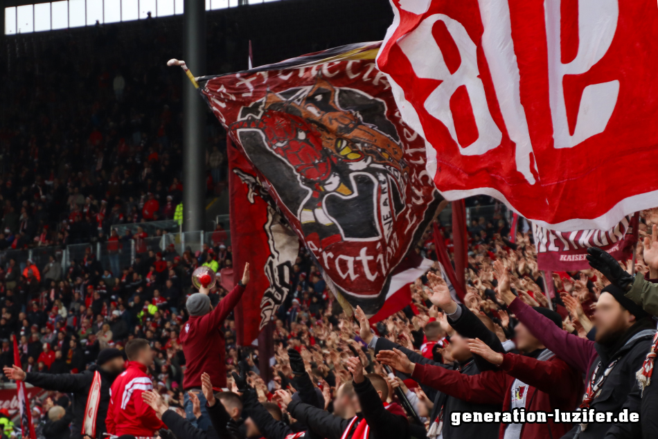 1. FCK - Dynamo Dresden 15