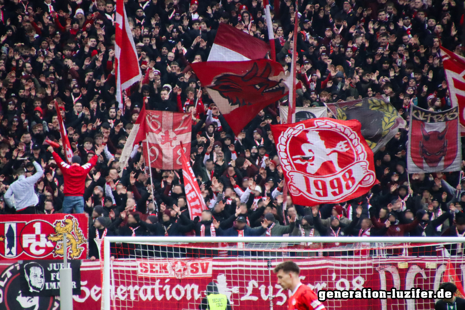 1. FCK - H96 03
