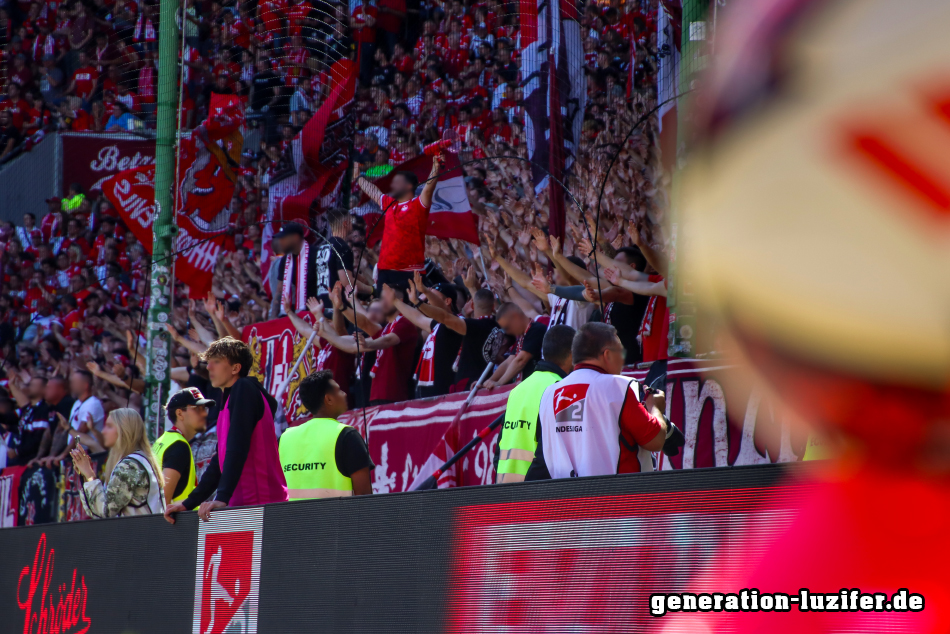 1. FCK - D98 09